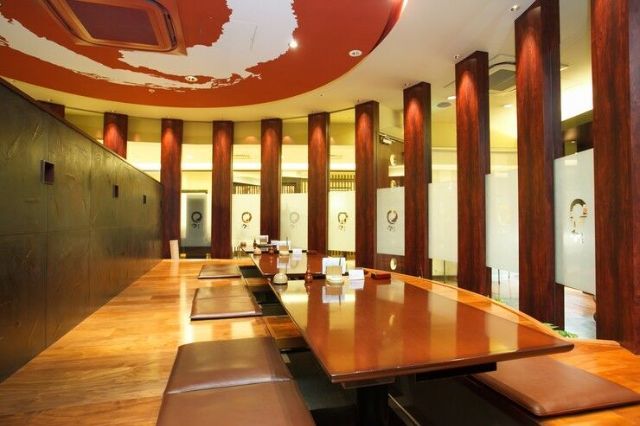 在名古屋的人氣區域，如栄、名站品嚐絕品燒肉和鰻魚