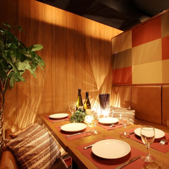 2. 肉bar×Cheese the life table  池袋店