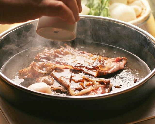 6 Best Kobe Beef Restaurants in Sannomiya: Steak & Yakiniku (Bookable)