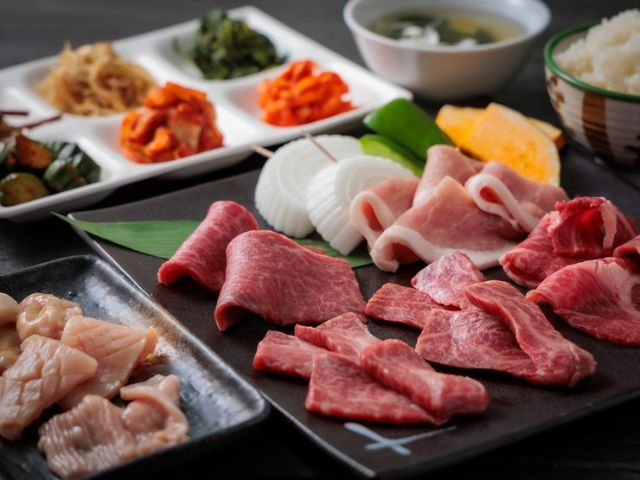 1. 神戶烤肉 雅雲