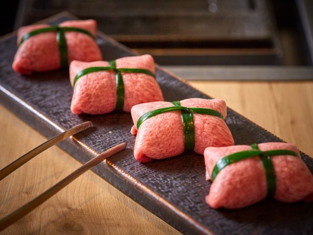 坚持使用本地生产的肉类,可以品尝到稀有部位的正宗烤肉店