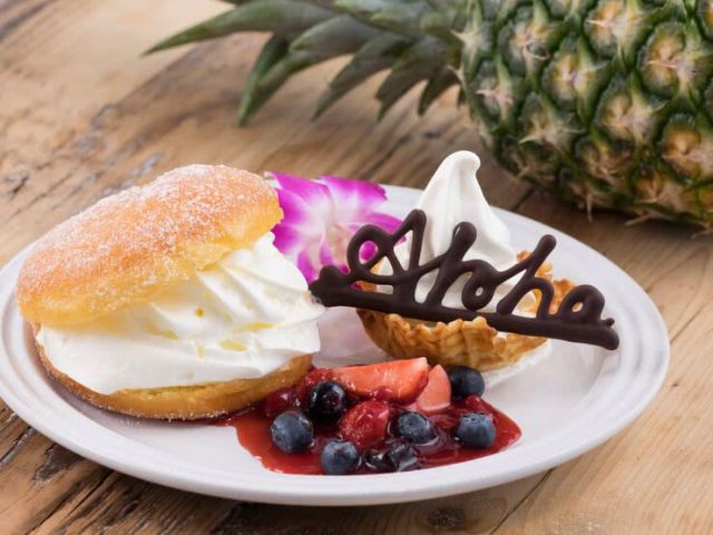 1. ALOHA TABLE Hawaiian Sweets ＆ Tapas