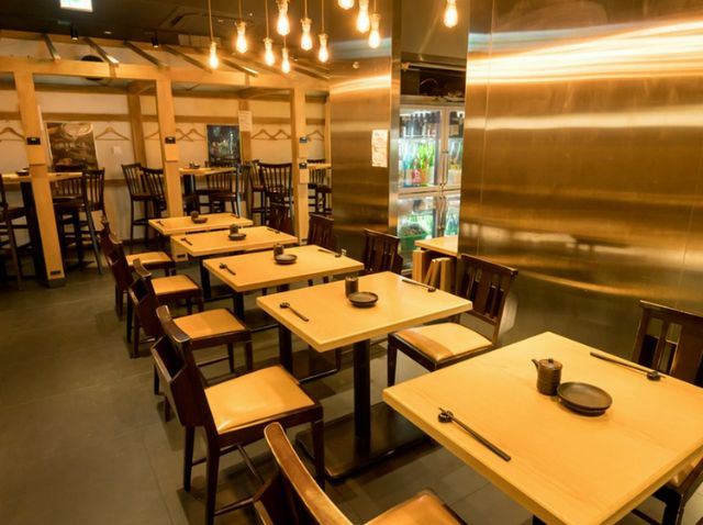 You can fully enjoy the charm of food with Mie's ingredients and local sake