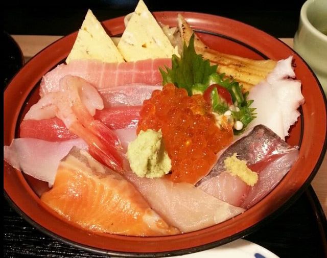 7. Tsukiji Kiyomura Sushizanmai Main Branch