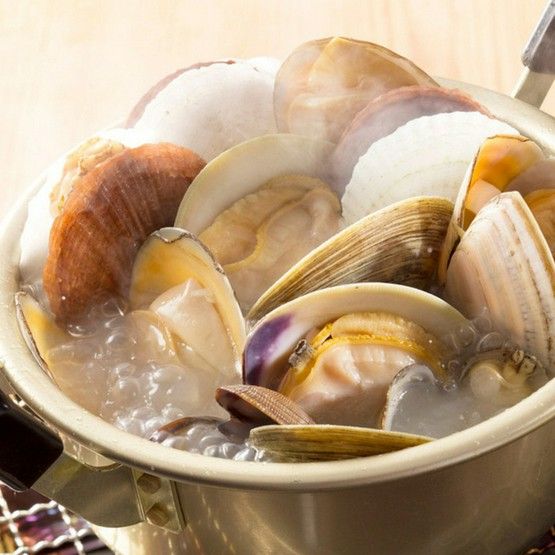 A lively izakaya where you can enjoy seafood crafted with the skills of fishermen and Japanese sake