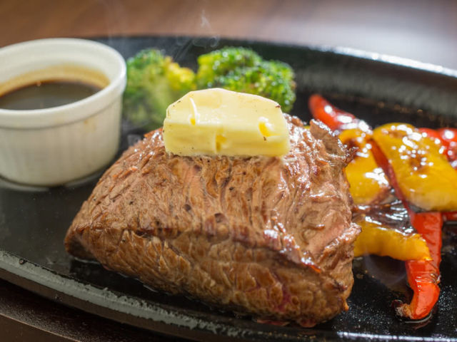 7. STEAK & VIKING78 (Naha)