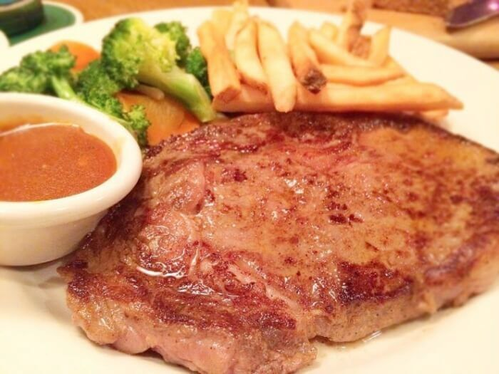 5. Outback Steakhouse Umeda Branch