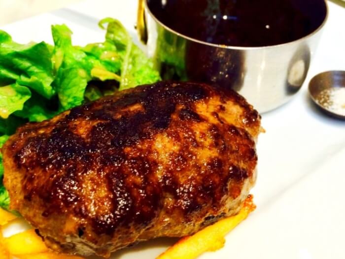7. Bistro Cafe LADIES & GENTLEMEN