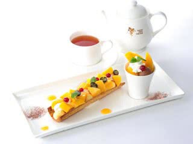 3. TAKANO FRUIT PALOUR 池袋東武店