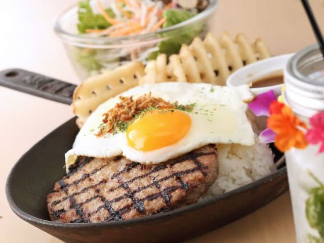 4. MOKUOLA Dexee Diner