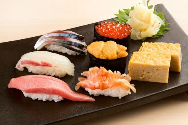4.Sushi Tsunaya