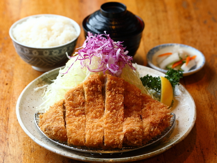 新宿必试的15种午餐，价格在1,000日元以下