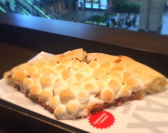4. MAX BRENNER CHOCOLATE BAR LUCUA Osaka