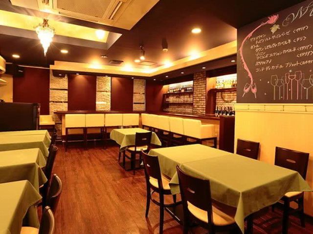 1. diningbarLUCE