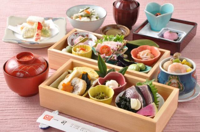 8. Tosa Ryori Tsukasa Hankyu Grand Building Branch
