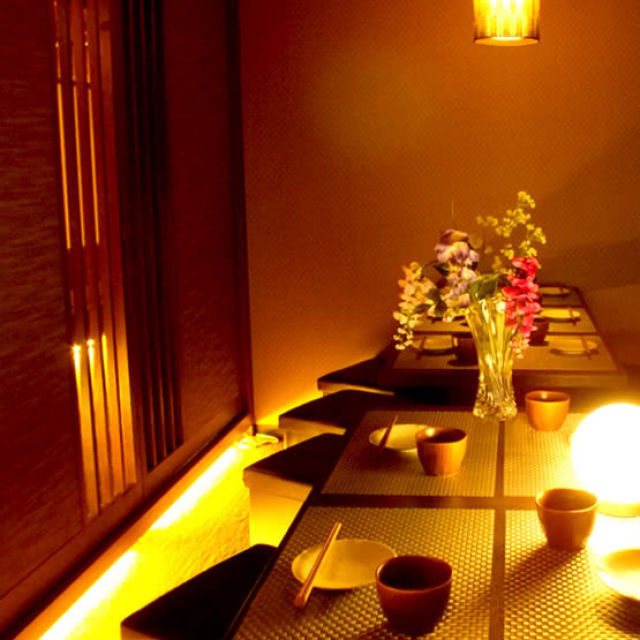 上野12家提供美味新鲜鸡肉菜肴的居酒屋