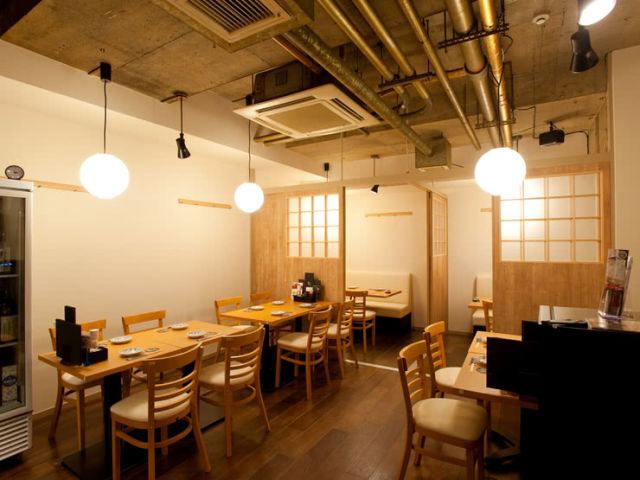 上野12家有美味新鲜鸡肉菜肴的居酒屋