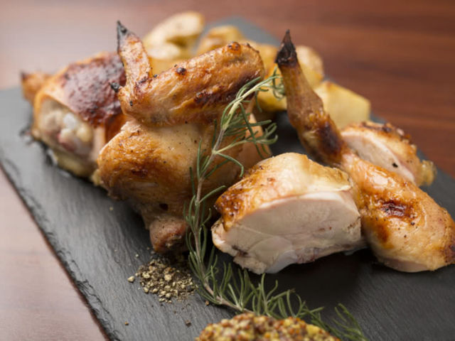 3. Pollo Ginza Corridor Branch (Ginza)