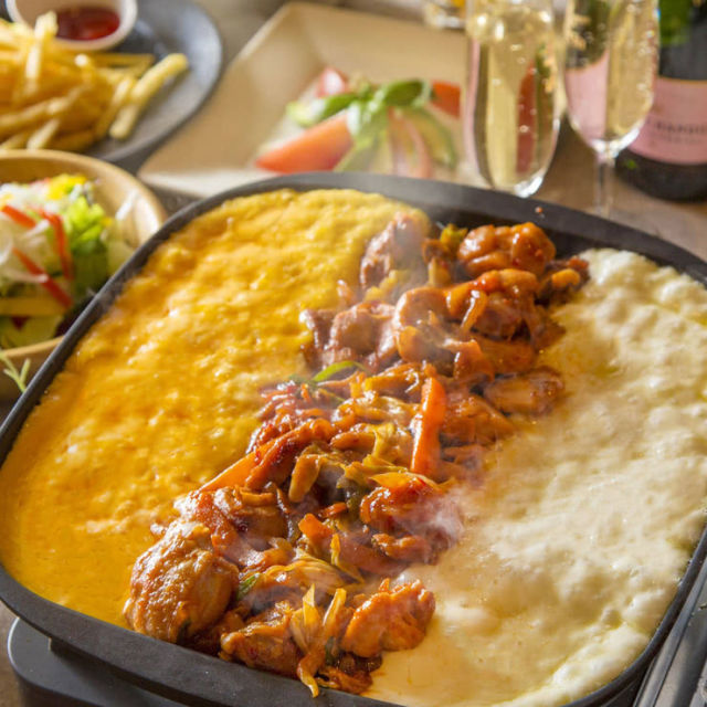 8. 肉Bar GAM家 (新宿)