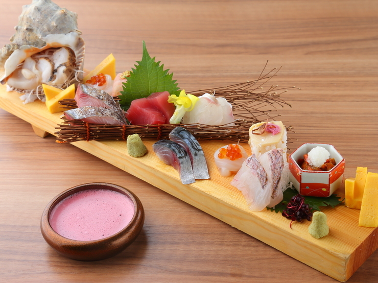 13. 和食Bar 音音 虎之門Hills店 (虎之門)