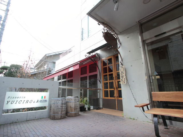 3. Pizzeria YUICIRO&A