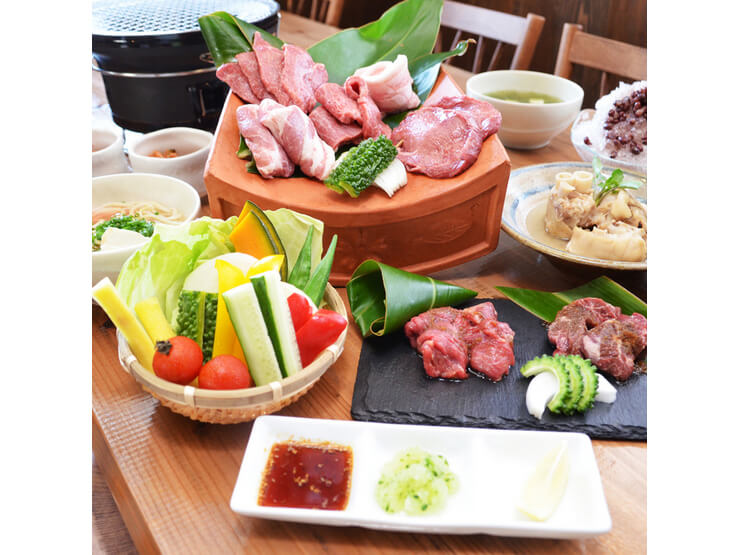 对于肉食爱好者!推荐在名护和那霸提供烤肉和牛排的餐厅