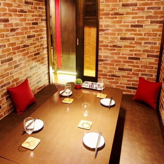 和你的旅行伙伴一起享受大阪梅田的这14家居酒屋和餐厅!
