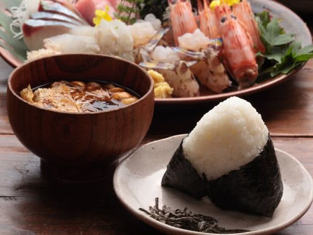 11. GALALI　青山店