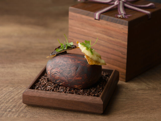 6. Installation Table ENSO L'asymetrie du calme