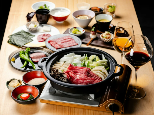 16. SUKIYAKI 六松