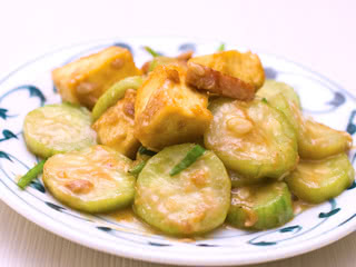 那霸冲绳15家受欢迎的餐厅,享受美味的地方菜