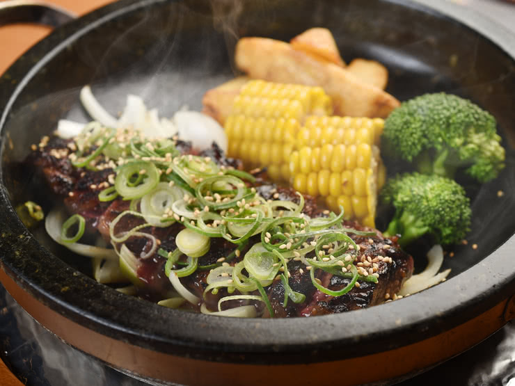 9. Yakiniku Steak Iwai (Yakiniku, Marutamachi)