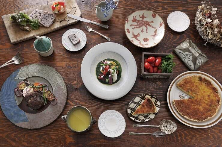 8. Et Vous? Life Food Restaurant