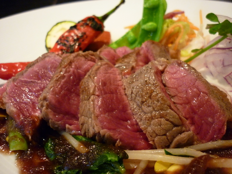 5. Teppan Steak Atout (Shinsaibashi)