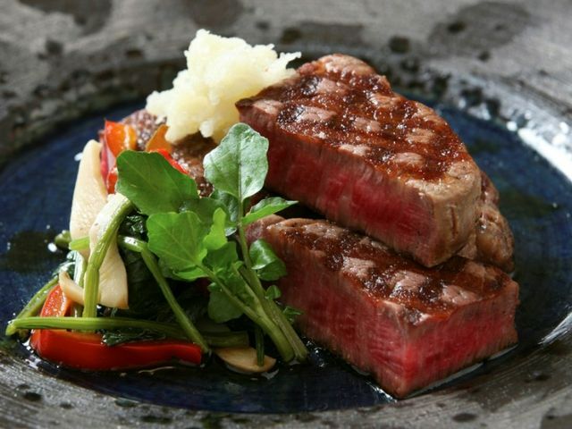 10. Shiki No Gochisou Mitsuiwa