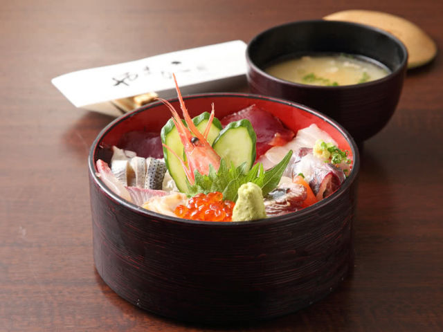 Restaurants Perfect for Visiting on the Way Home from an Onsen Date in Hakone