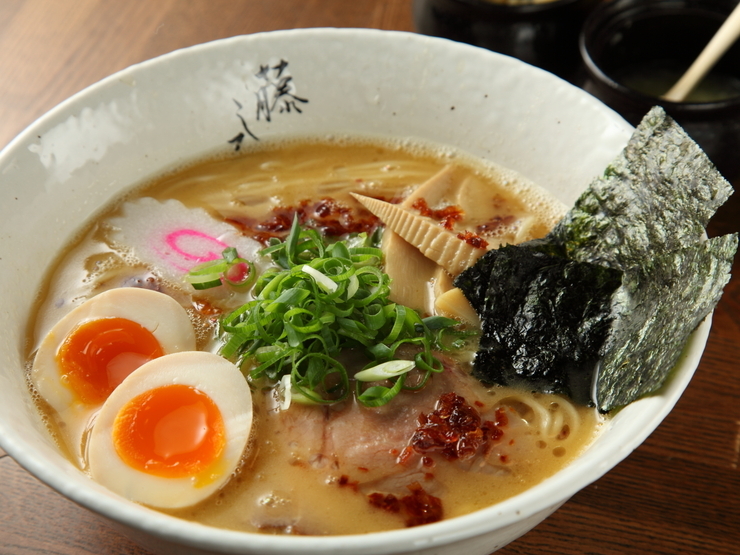 在东京选择19家拉面店，享受不到1000日元的美味餐点！