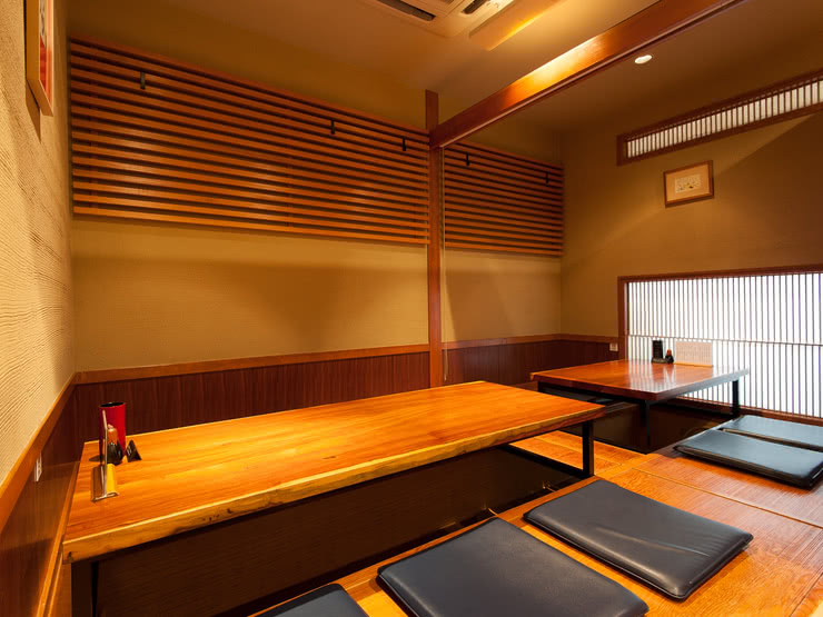 15 居酒屋 提供 海鲜料理 在 热门 大阪 观光景点 附近