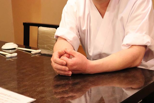 寿司 for Everyone to Enjoy. The Challenge and Passion of a Chef from [Sushi Ken]—The First 清真料理 寿司 Restaurant in Japan