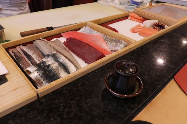 寿司 让每个人都能享受。来自[Sushi Ken]的厨师的挑战和激情——日本第一家清真料理寿司餐厅