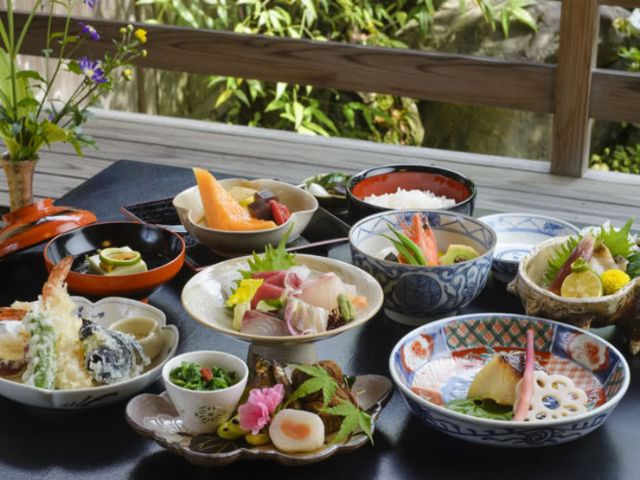 4. Arashiyama Yugetsu (Arashiyama / 日本料理 Cuisine)
