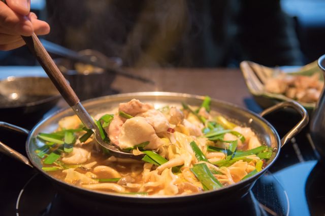 福冈著名的[牛杂锅]是什么？