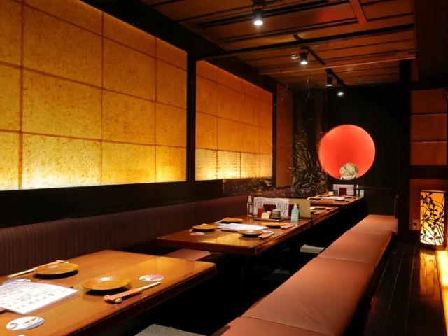 探索日本充满活力的夜生活!如何充分利用居酒屋