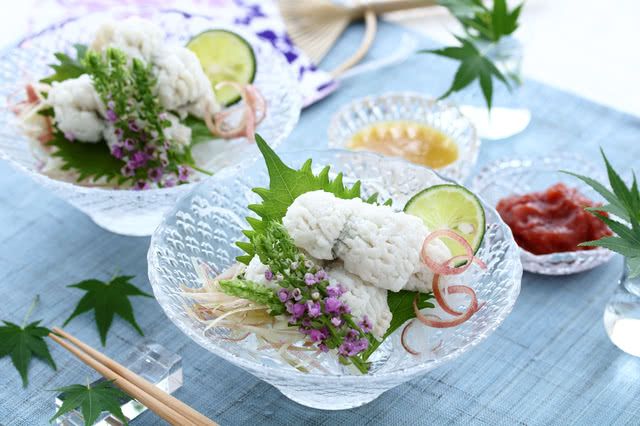 体验京都的夏季传统!如何享受迷人的鸭川纳凉床