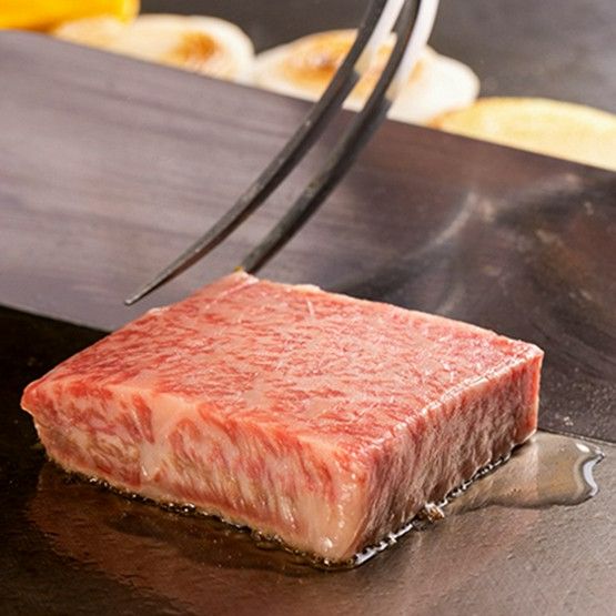 顶级A5级别日本料理黑牛在您面前铁板烧