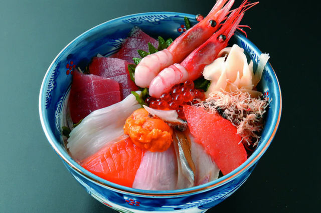 8.朝市食事處 山三 道下商店