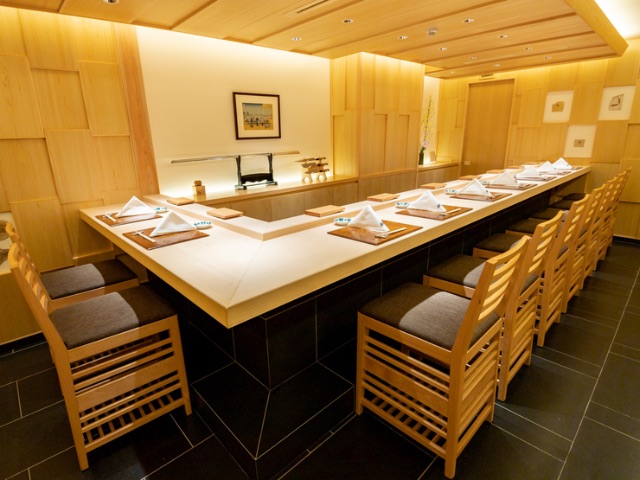 工匠的手艺在这道食物中闪耀!5家餐厅让客人在柜台桌上享受比平均水平更好的寿司 / 名古屋
