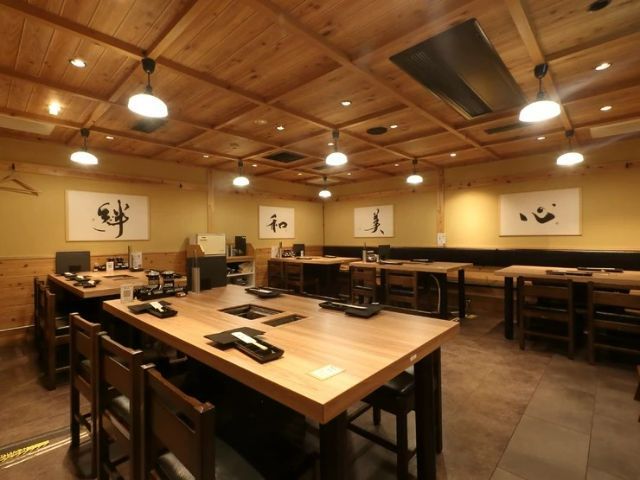 大阪神户牛必吃指南：13家顶级牛排与烧肉餐厅