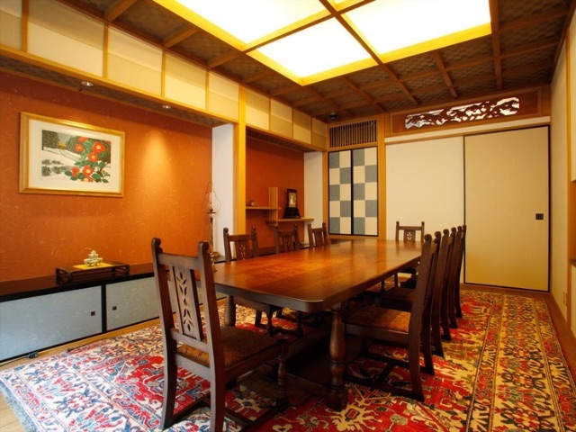 在八坂神社附近精心挑选的5家餐厅。客人们会想要在新年参拜和其他日子预约参拜 / 京都