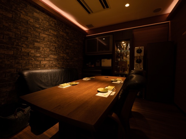 寒冷冬季的完美选择!5家提供丰富日本料理清酒和烧酒的日本料理餐厅 / 福冈